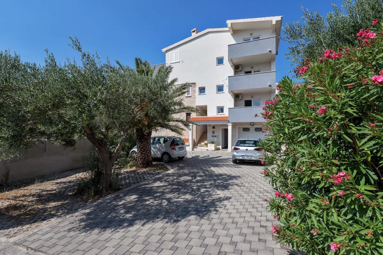 Apartments Vele Makarska Exterior photo